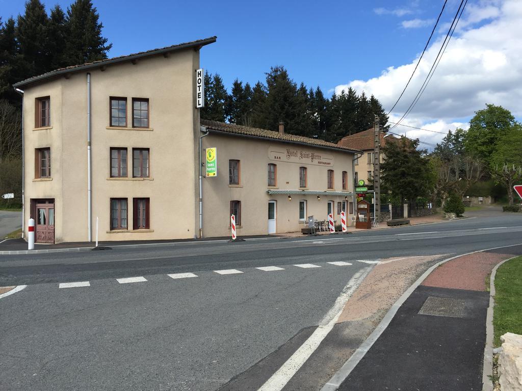 Hotel Saint Pierre Les Sauvages  Екстериор снимка